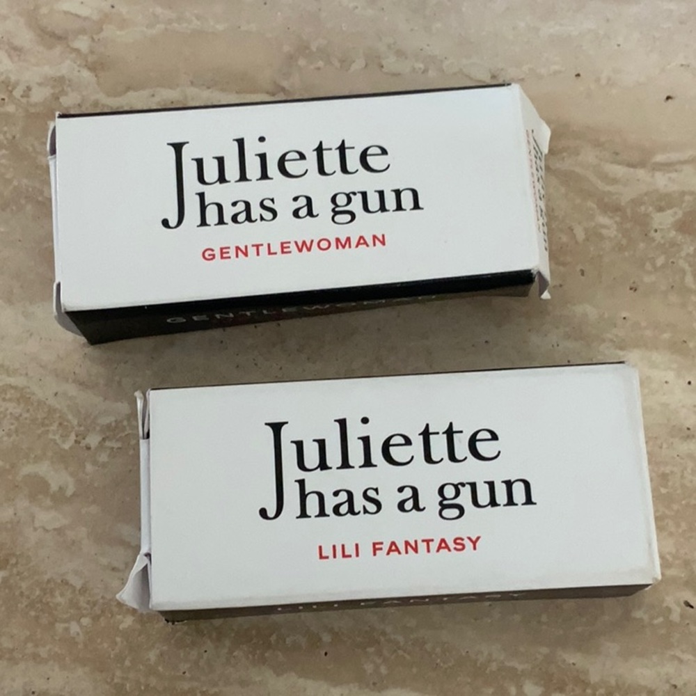 Juliette has a Gun bundle of 2
